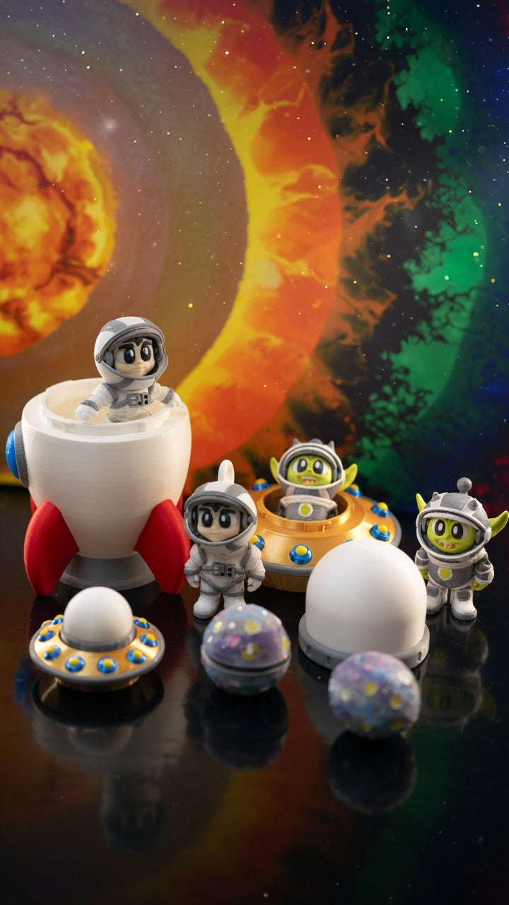 Space Adventure 3D Printed Rocket Kit with Astronauts, UFO & Aliens