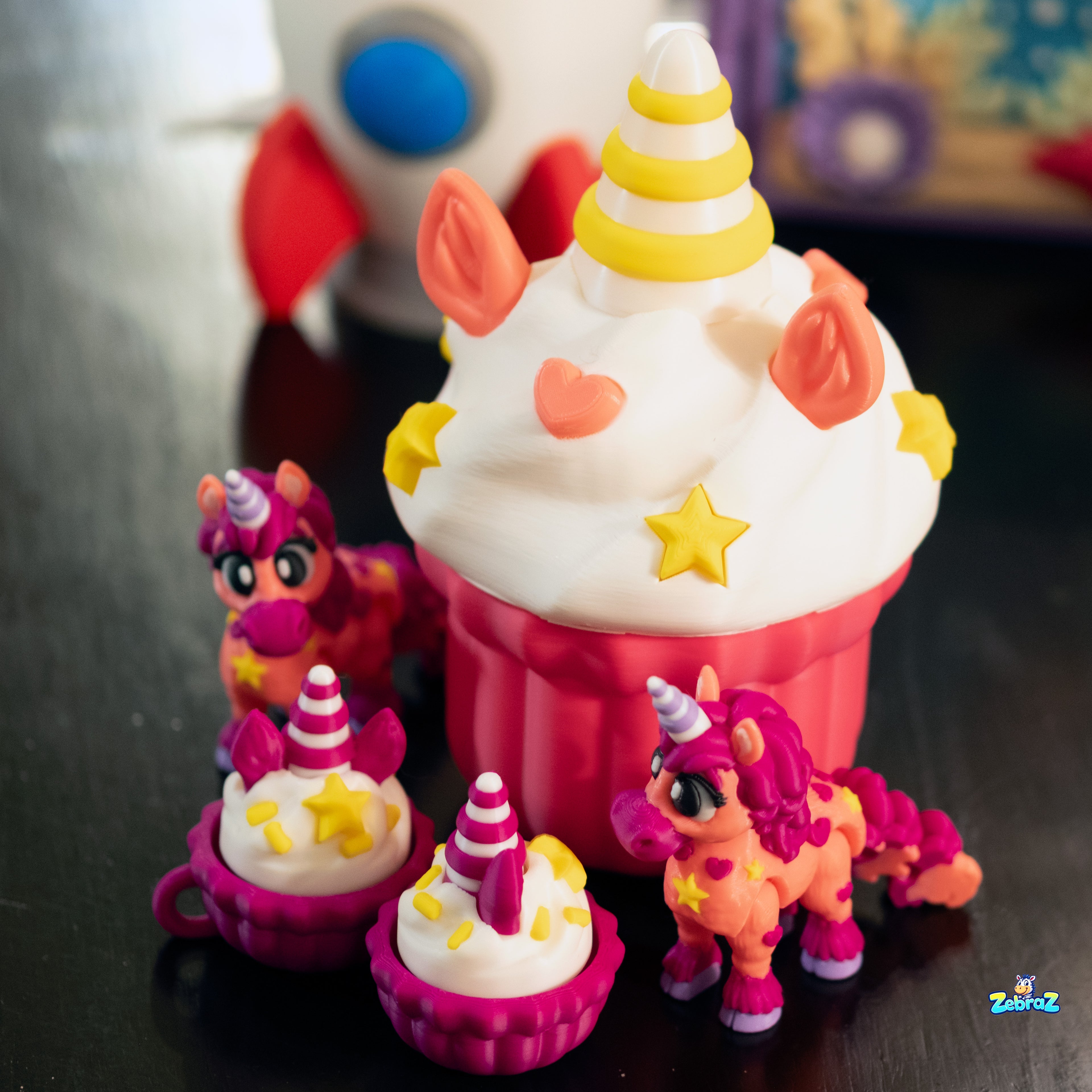 Unicorn Cupcake Surprise - 3D Printed Playset with Unicorns & Click-Click Toy
