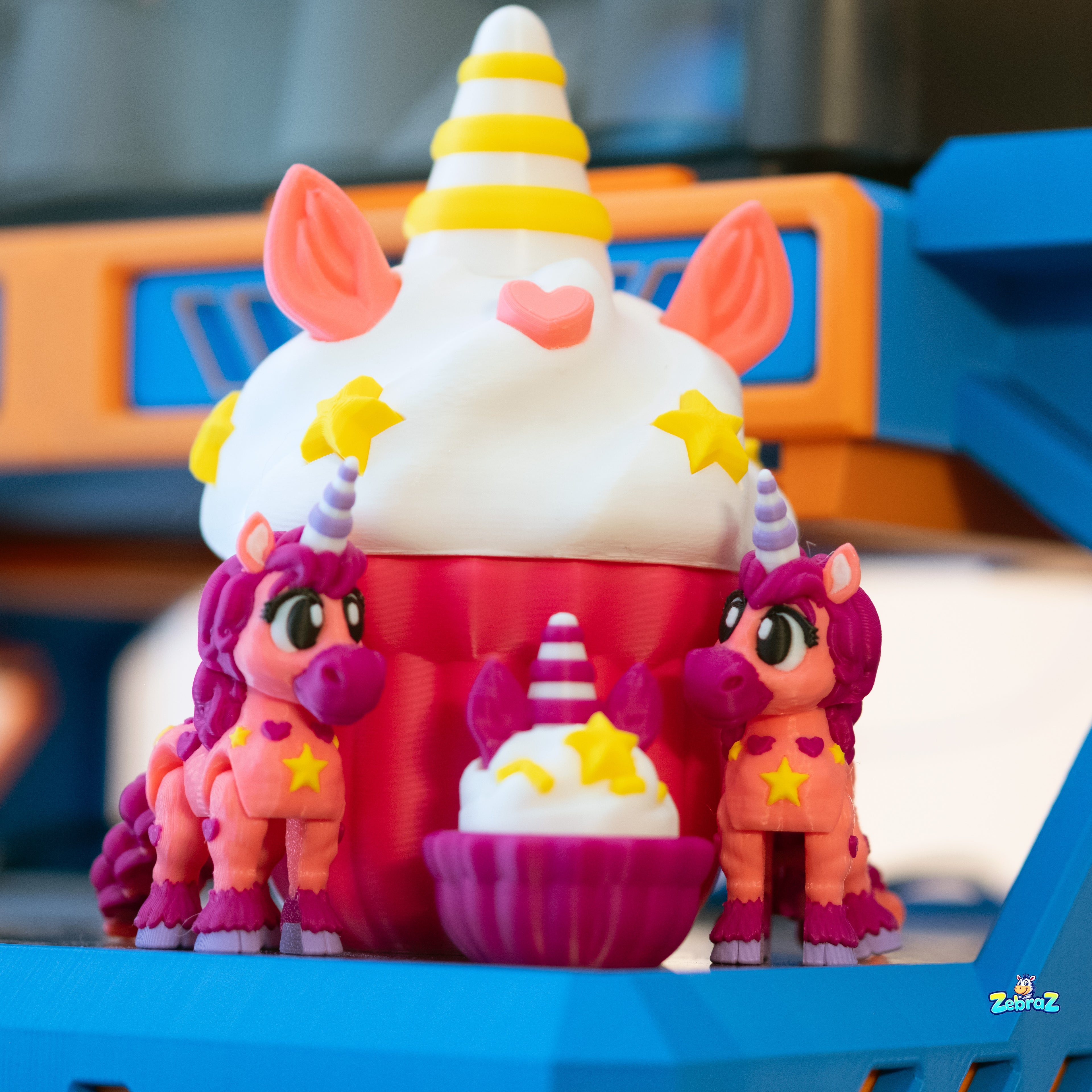 Unicorn Cupcake Surprise - 3D Printed Playset with Unicorns & Click-Click Toy