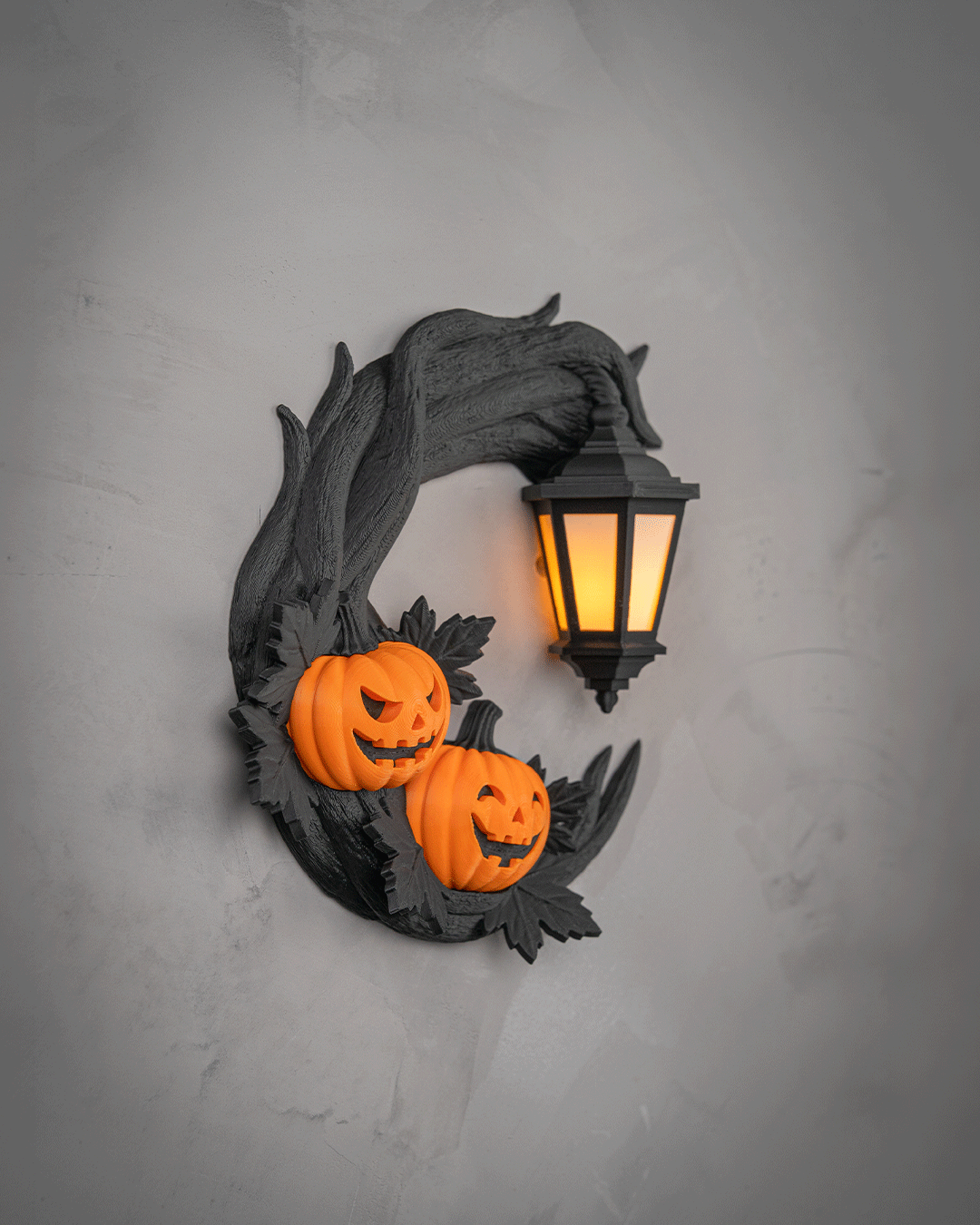 Light-Up Halloween Door Wreath – Twisted Black Branch, Dual Jack-O’-Lanterns & Battery Lantern