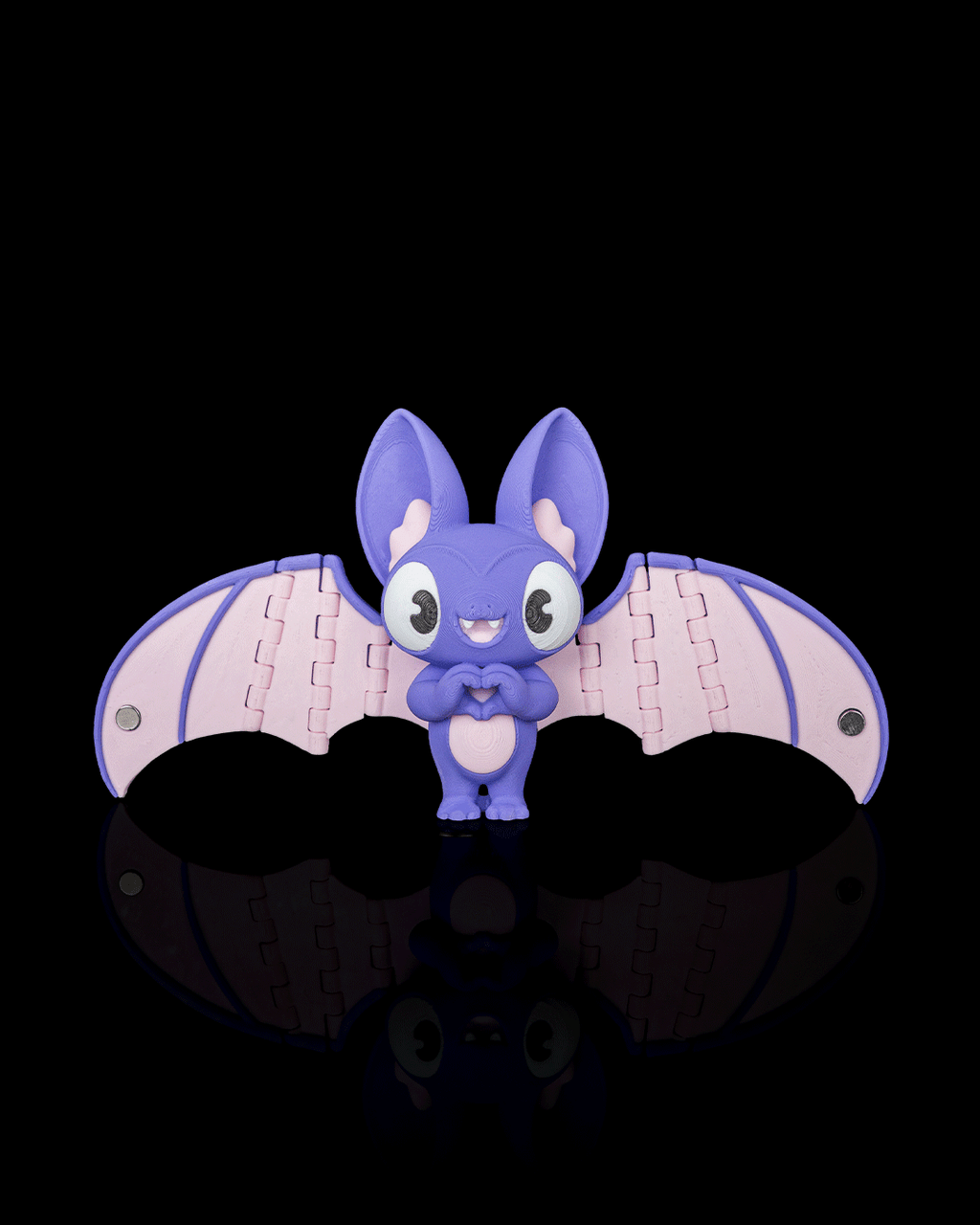 Cute Purple Bat Keychain 3D Printed – Kawaii Heart Hands Articulated Pink Wings – Halloween Bag Charm Desk Decor Collectible Gift PLA