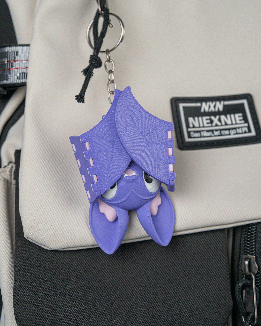Cute Purple Bat Keychain 3D Printed – Kawaii Heart Hands Articulated Pink Wings – Halloween Bag Charm Desk Decor Collectible Gift PLA