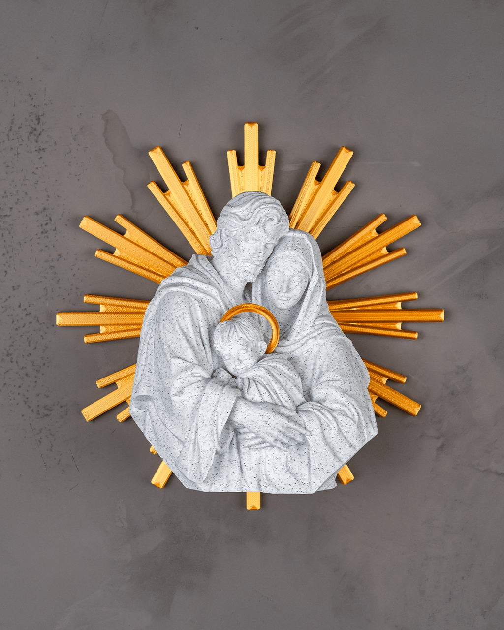 PLA-printed Holy Family statue – Figurine of Mary, Joseph, and the Baby Jesus with golden halo rays – Catholic religious decor with a marble look for home altars, churches, or Christmas gifts
